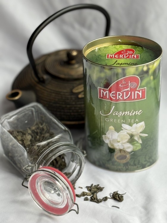 Zielona herbata liściasta z jaśminem Mervin Jasmine 100g