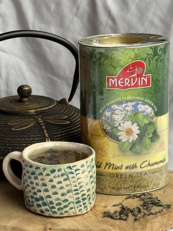 Zielona herbata liściasta mięta z rumiankiem Mervin Gold Mint with Chamomile 100g